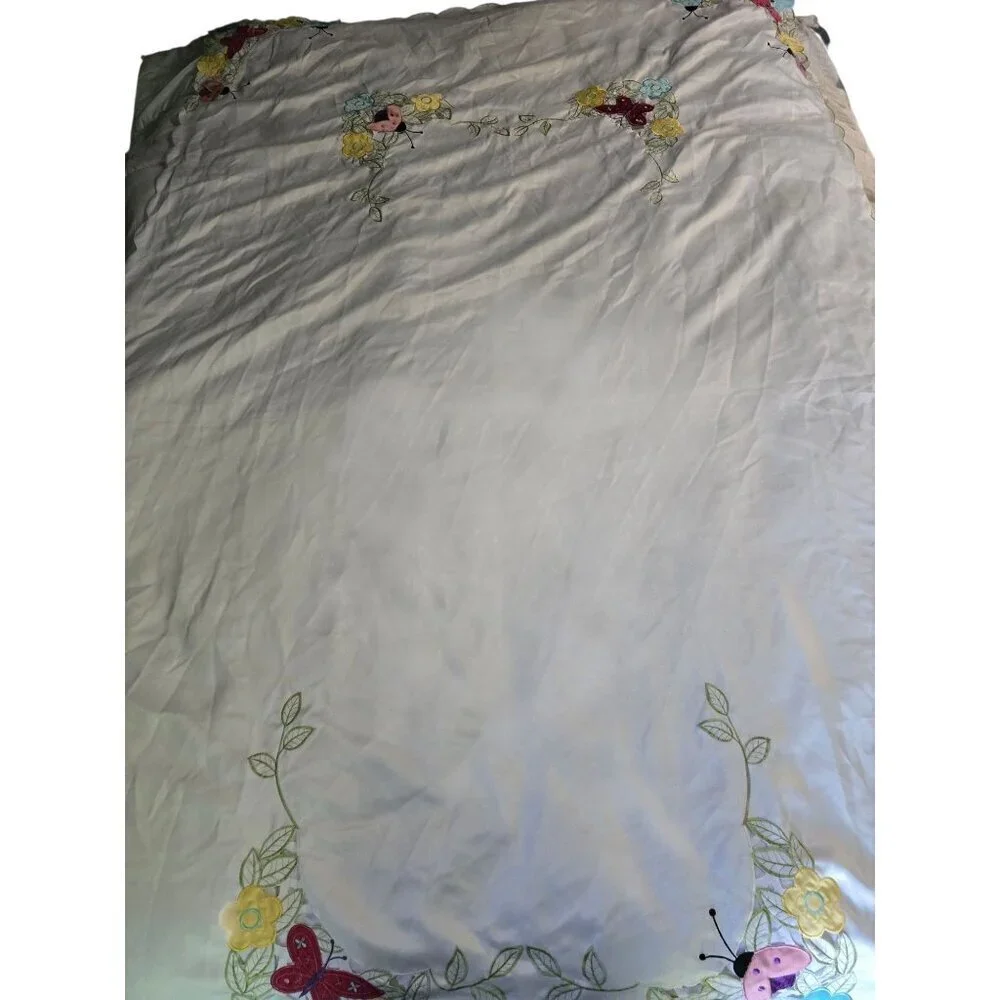Blossoms and Blooms Tablecloth Applique Flowers